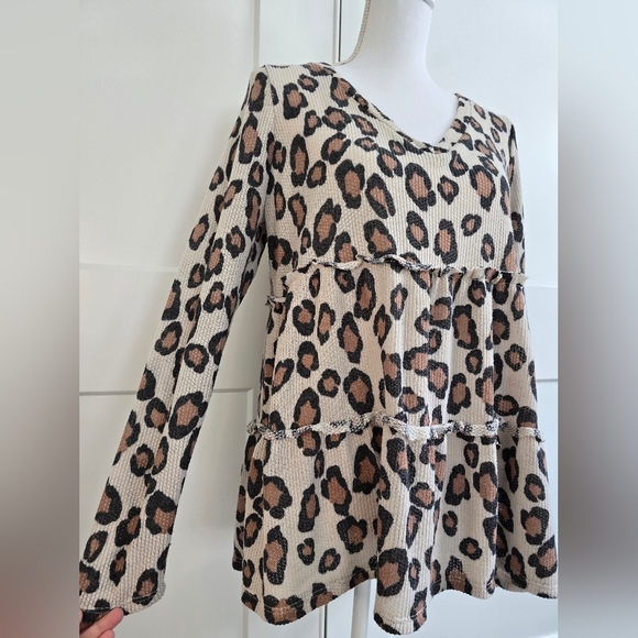 Sew In Love Leopard Print V-Neck Sweater - Picture 3 of 8